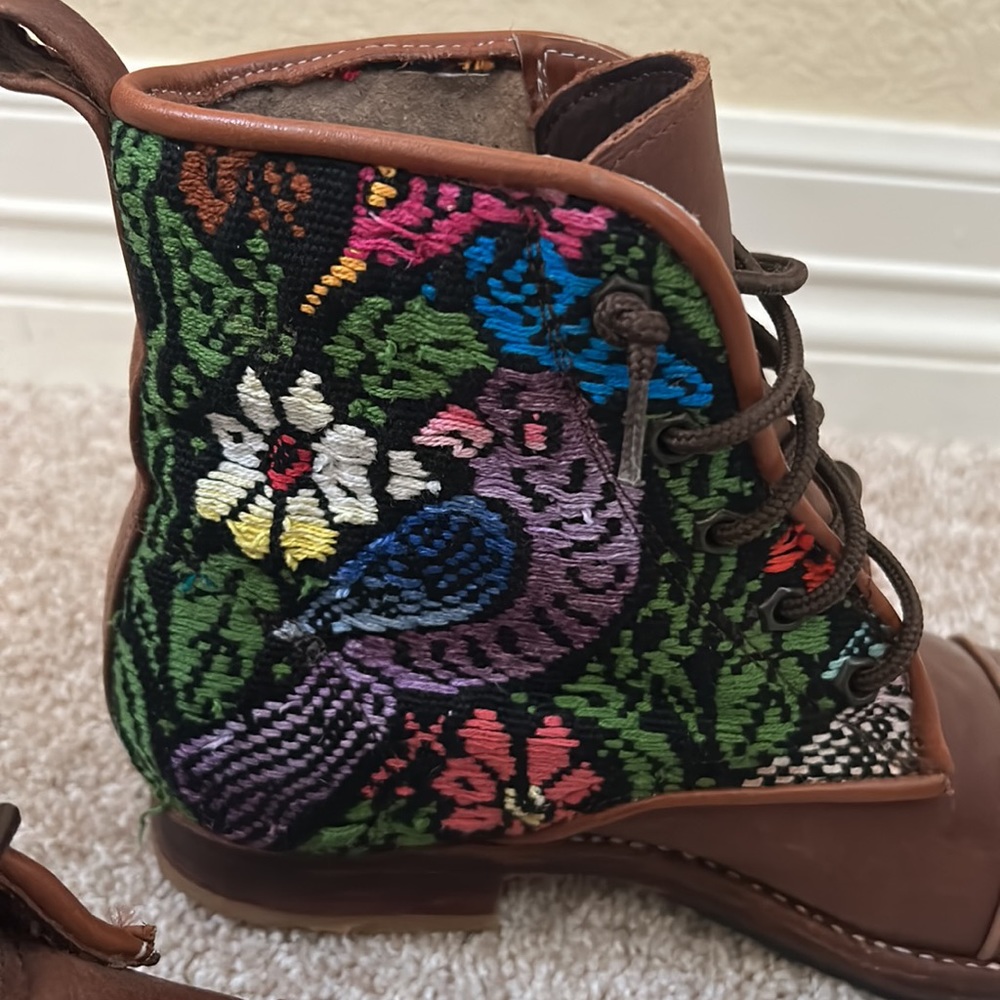 Teysha Custom Peace Boot - Picture 5 of 12